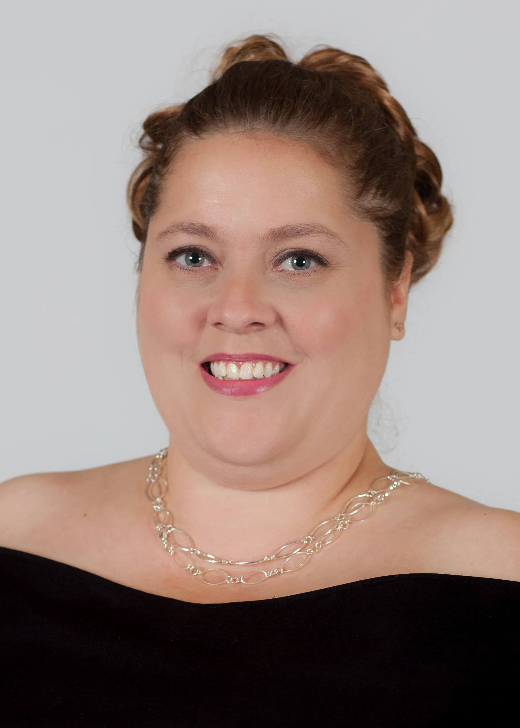 2016 Queen of Snows candidate Jennie Albert, 37, of Brooklyn Park. (Courtesy photo)
