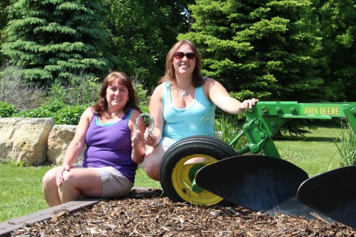 Tammy &amp; Liz Watson found the horseshoe at Vernon &amp; O'Connell Photo Copyright Savage Pacer