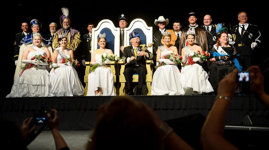 People snap photos of this year's royal family at the 128th St. Paul Winter Carnival Royal Coronation on Friday, January 24, 2014.  (Pioneer Press: Ben Garvin)