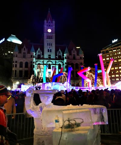 An ice carver works on his creation as the 2016 St. Paul Winter Carnival gets underway in St. Paul on Thursday, January 28, 2016. (Pioneer Press: John Autey)