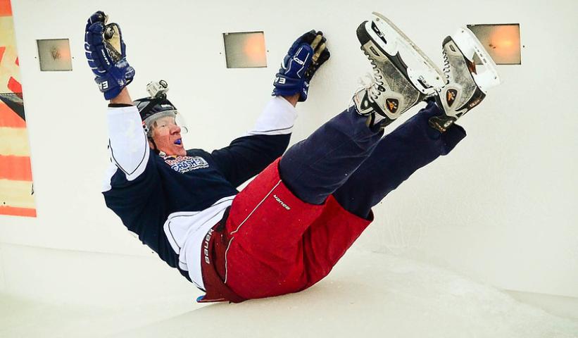 After crashing into the boards, Hizzoner slides backwards over a difficult section of the course. (Pioneer Press: Ben Garvin)