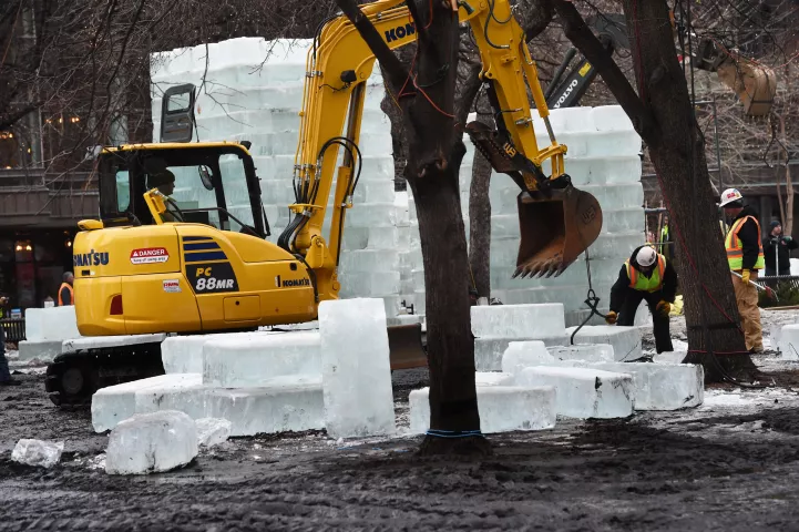 Bricklayers, laborers, plumbers, carpenters, millwrights, operating engineers and electricians union locals are working to bring the Winter Carnival ice castle to life. (Pioneer Press: Scott Takushi)
