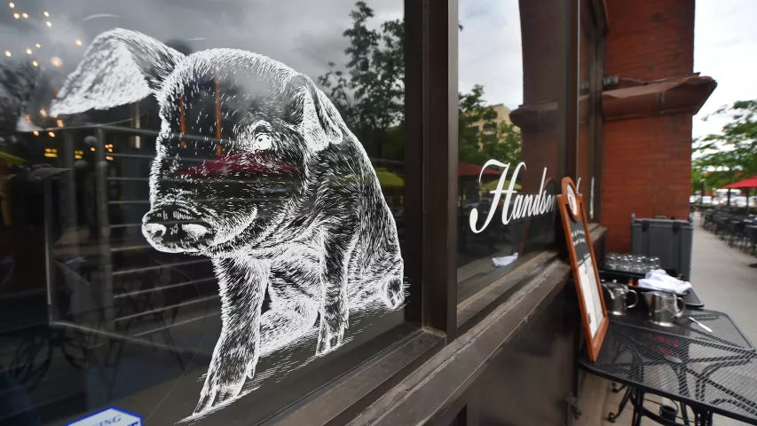 The Sixth Street side of the Handsome Hog restaurant in Lowertown in St. Paul on Wednesday, June 1, 2016. (Pioneer Press: John Autey)