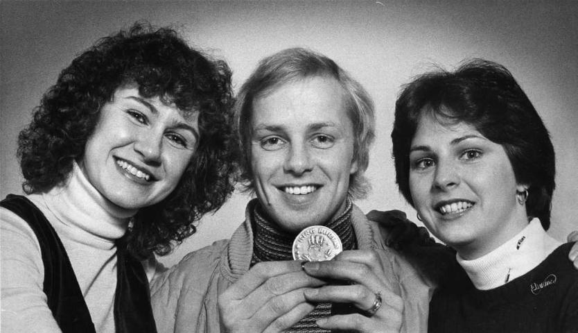 Pam Olson, from left, and Ray and Diane Wood hold 1979's medallion. (Pioneer Press file photo)