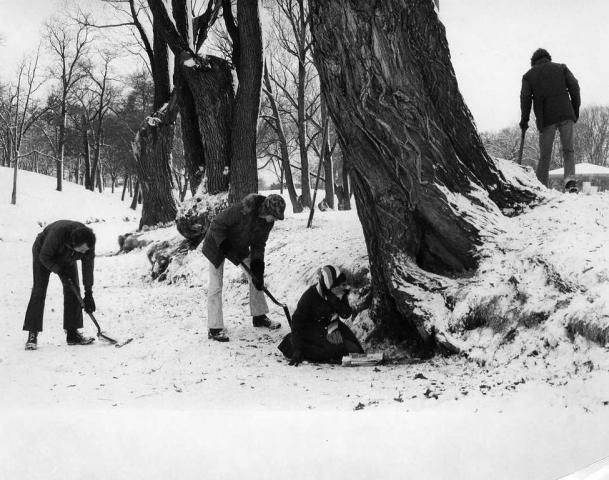 It's 1973, and members of this group, who believed they had interpreted the clue correctly, according to original caption information, were digging near the lagoon at Lake Phalen. (Pioneer Press file photo)