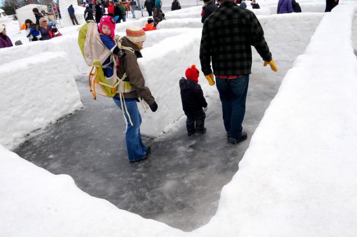 Families make it though the icy maze at the 2015 St. Paul Winter Carnival Snow Park. (Pioneer Press: Sherri LaRose-Chiglo)