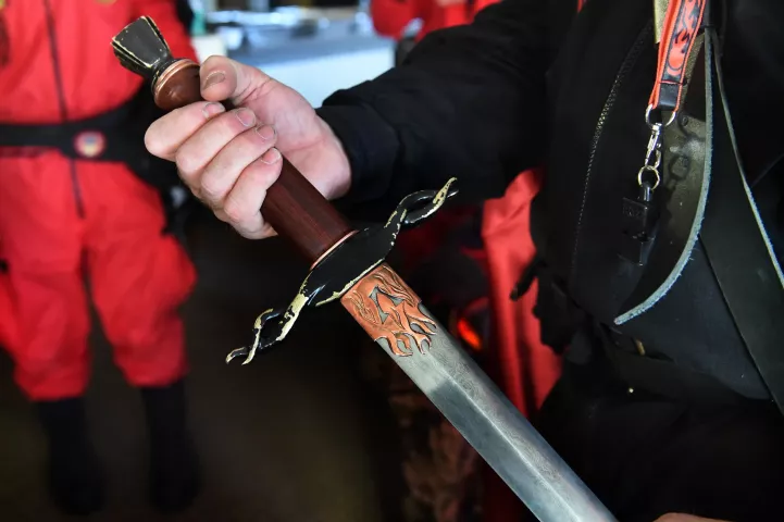 David Breen, Vulcanus Rex, shows a sword he made. (Pioneer Press: Jean Pieri)