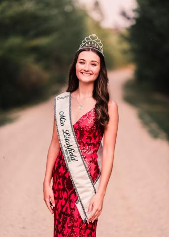 After serving the past year as an ambassador for Litchfield, Claudia Toenjes will crown the next Miss Litchfield during the coronation Sunday at Bernie Aaker Auditorium.