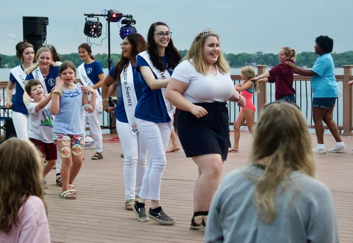Watercade conga line