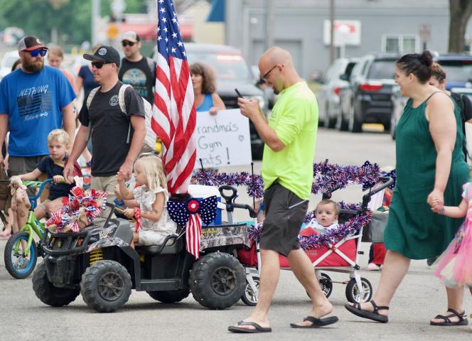 The Kiddie Parade saw a splash of the red, white and blue. The parade made its way north on Holcombe Avenue past Ecumen where residents enthusiastically waved and greeted parade participants.