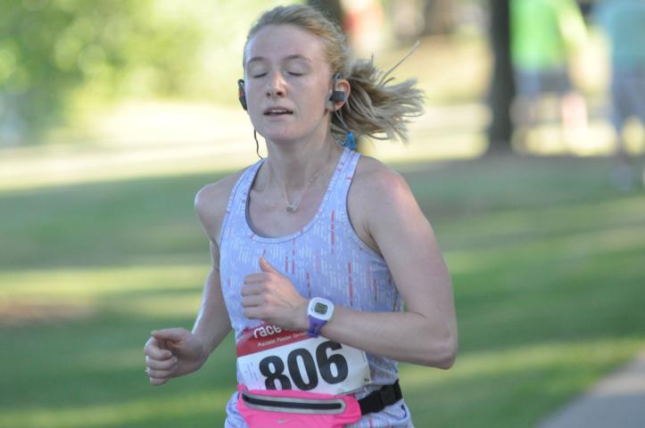Ali McGraw of Litchfield was the fastest female at the Watercade four-mile run for the second year in a row.