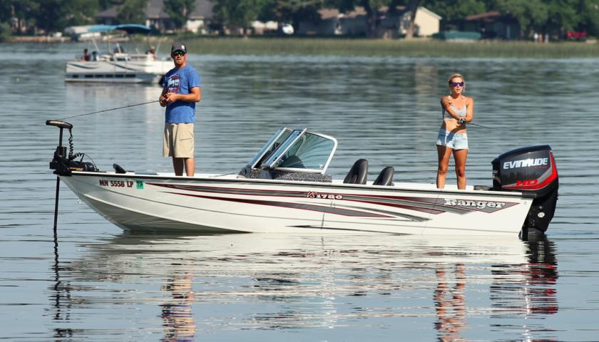 Saturday morning is made for fishing. Boats floated on the calm waters of Lake Ripley Saturday morning as a part of Watercade’s fishing contest.