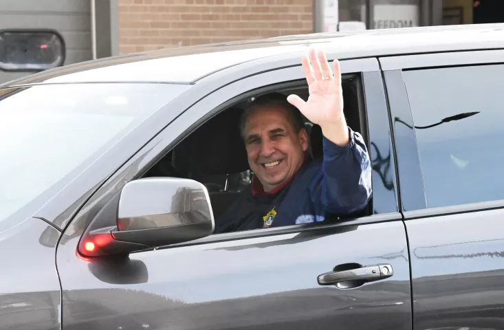 Ramsey County Sheriff Bob Fletcher waves to the crowd during the 2022 King Boreas Grande Day Parade, Presented by Hamernick’s, along West 7th Street in St. Paul on Saturday, January 29, 2022. (John Autey / Pioneer Press)