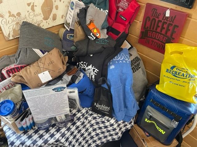 2023 Crosslake Prize Package